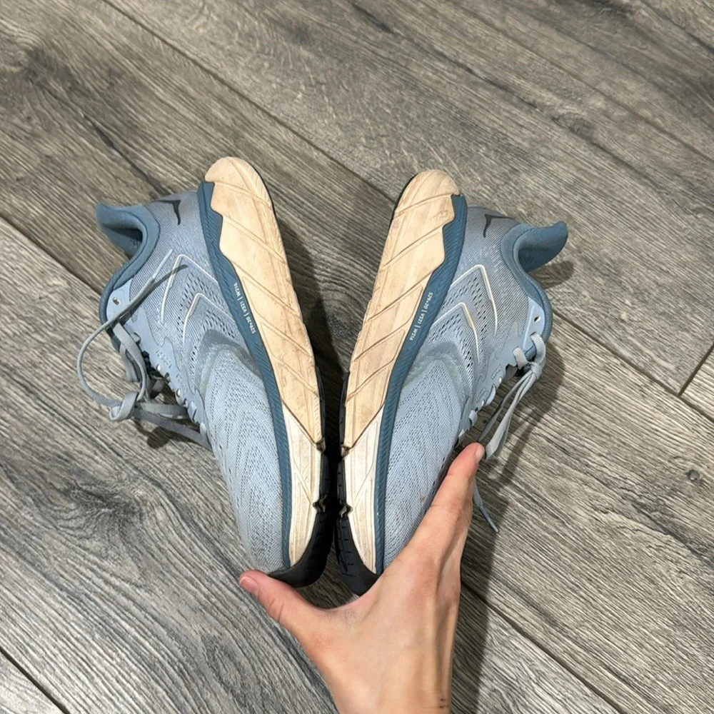 • Hoka • Women’s Arahi 5 Road Running Shoes Blue Fog/Provincial Blue 9.5 B - Picture 3 of 6